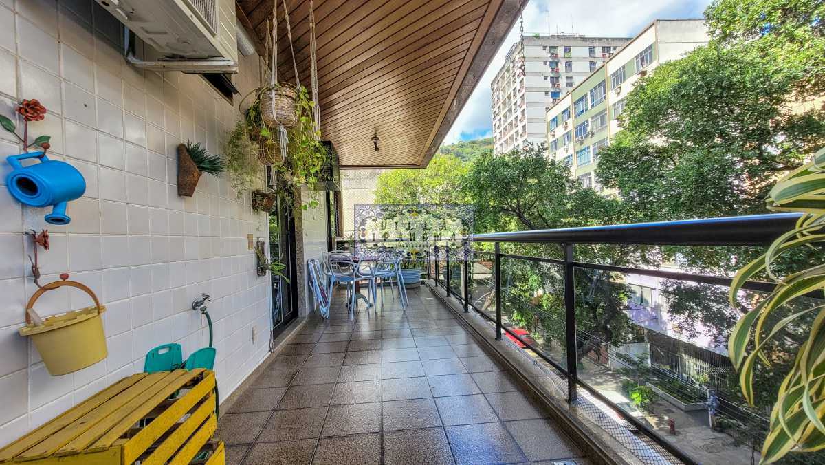 Apartamento à venda com 3 quartos, 100m² - Foto 1