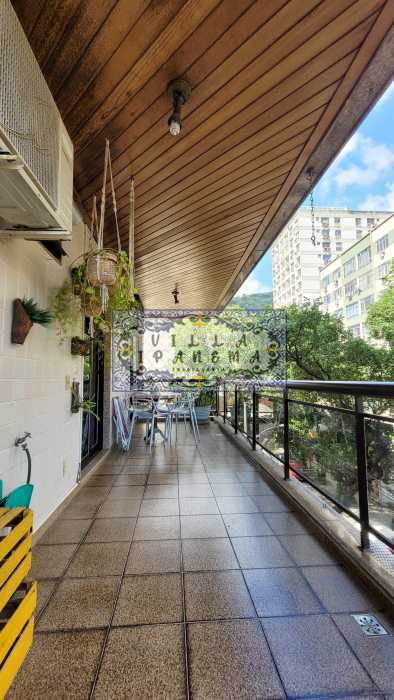 Apartamento à venda com 3 quartos, 100m² - Foto 2