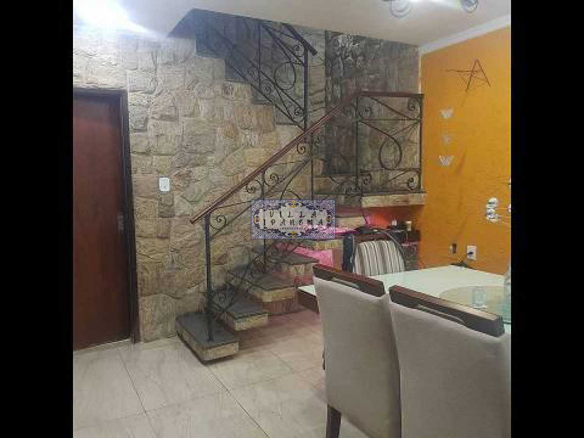 Casa de Vila à venda com 4 quartos, 180m² - Foto 1