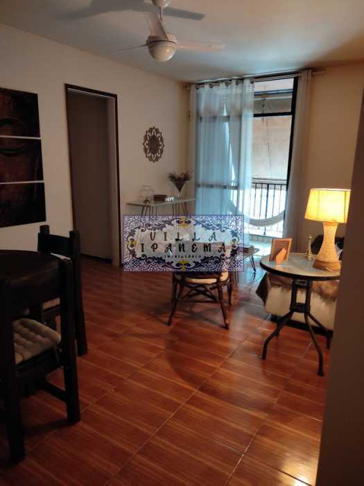 Apartamento à venda com 2 quartos, 108m² - Foto 3