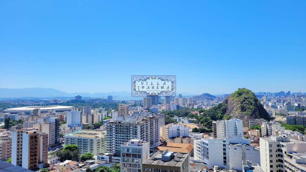 Cobertura à venda com 4 quartos, 200m² - Foto 2