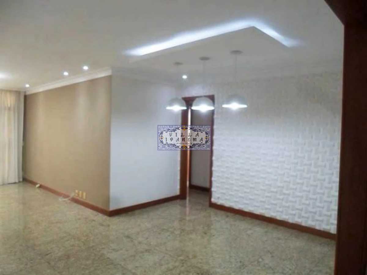 Apartamento à venda com 4 quartos, 160m² - Foto 2