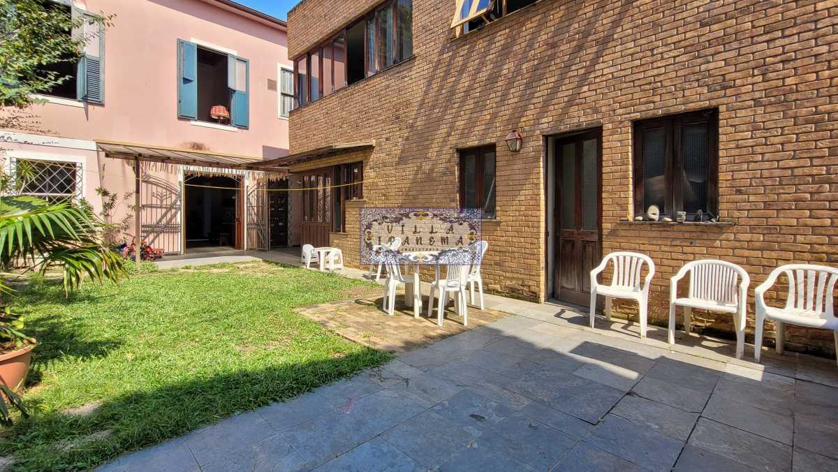 Casa à venda com 7 quartos, 337m² - Foto 1