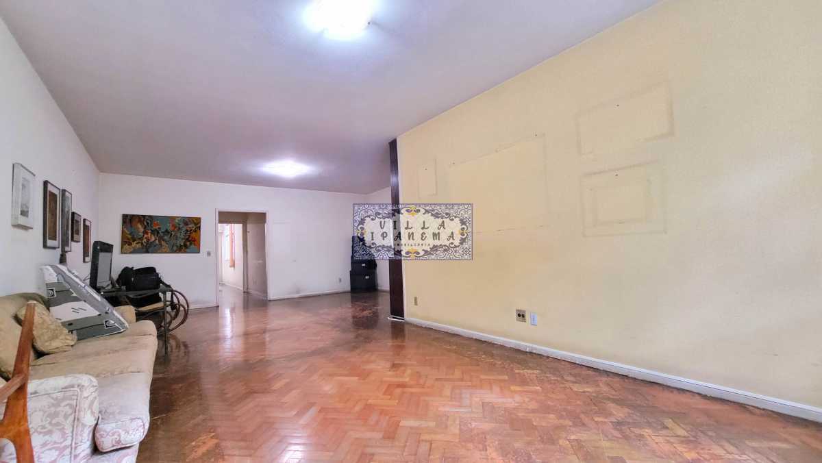 Apartamento à venda com 4 quartos, 180m² - Foto 1