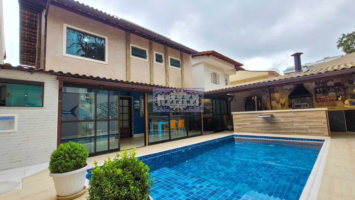 Casa de Condomínio à venda com 4 quartos, 262m² - Foto 1