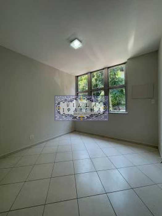 Apartamento à venda com 3 quartos, 132m² - Foto 2