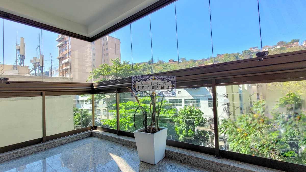 Apartamento à venda com 3 quartos, 120m² - Foto 1