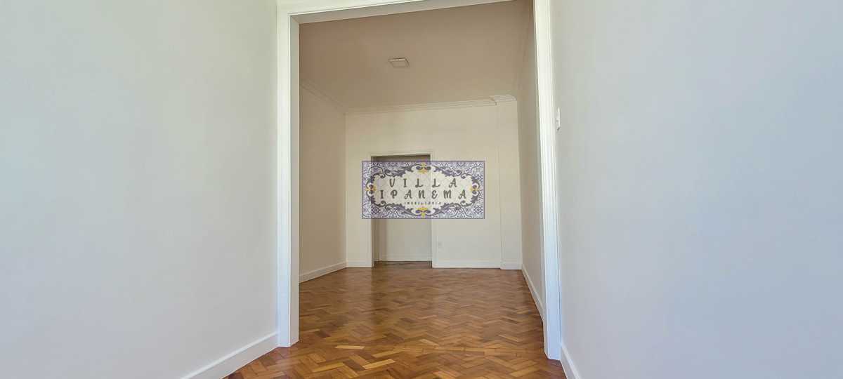 Apartamento à venda com 2 quartos, 75m² - Foto 3