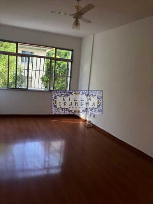 Apartamento à venda com 3 quartos, 144m² - Foto 1