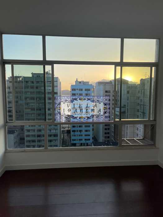 Apartamento à venda com 3 quartos, 160m² - Foto 1