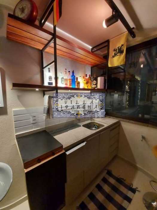 Apartamento à venda com 3 quartos, 105m² - Foto 2