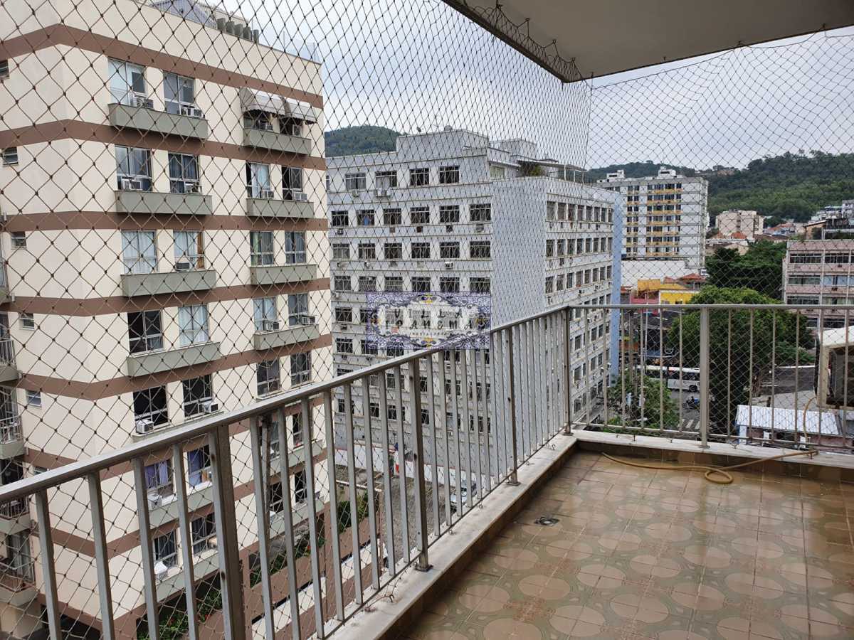 Apartamento à venda com 3 quartos, 120m² - Foto 1