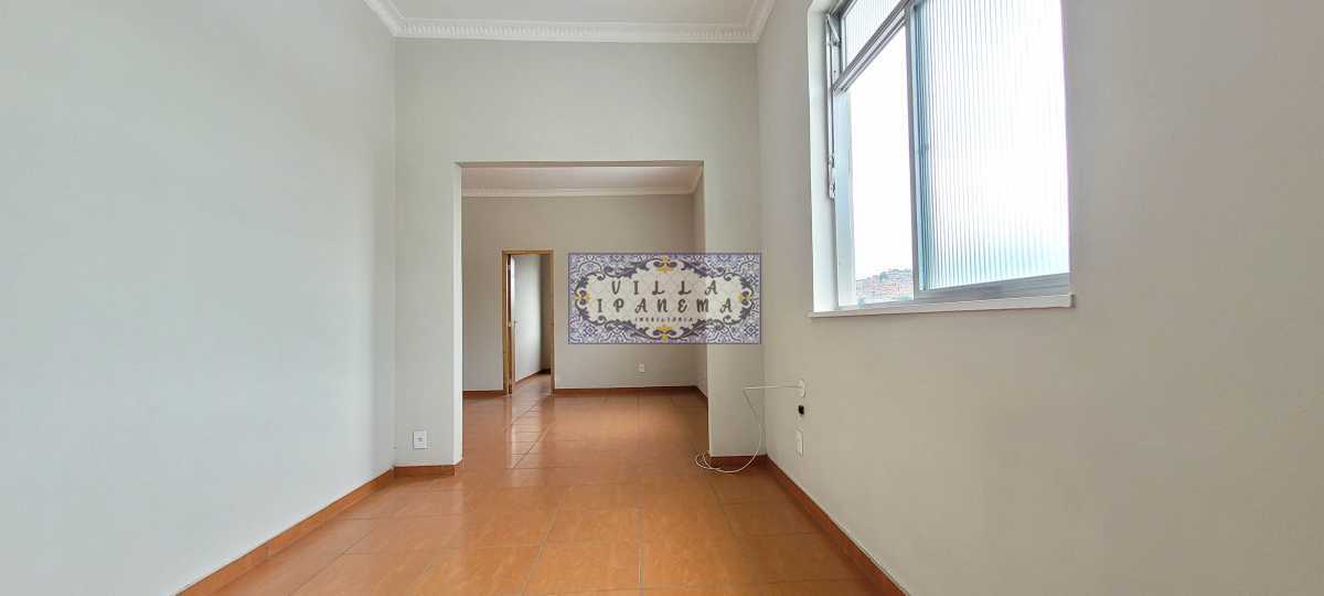 Apartamento à venda com 3 quartos, 100m² - Foto 2