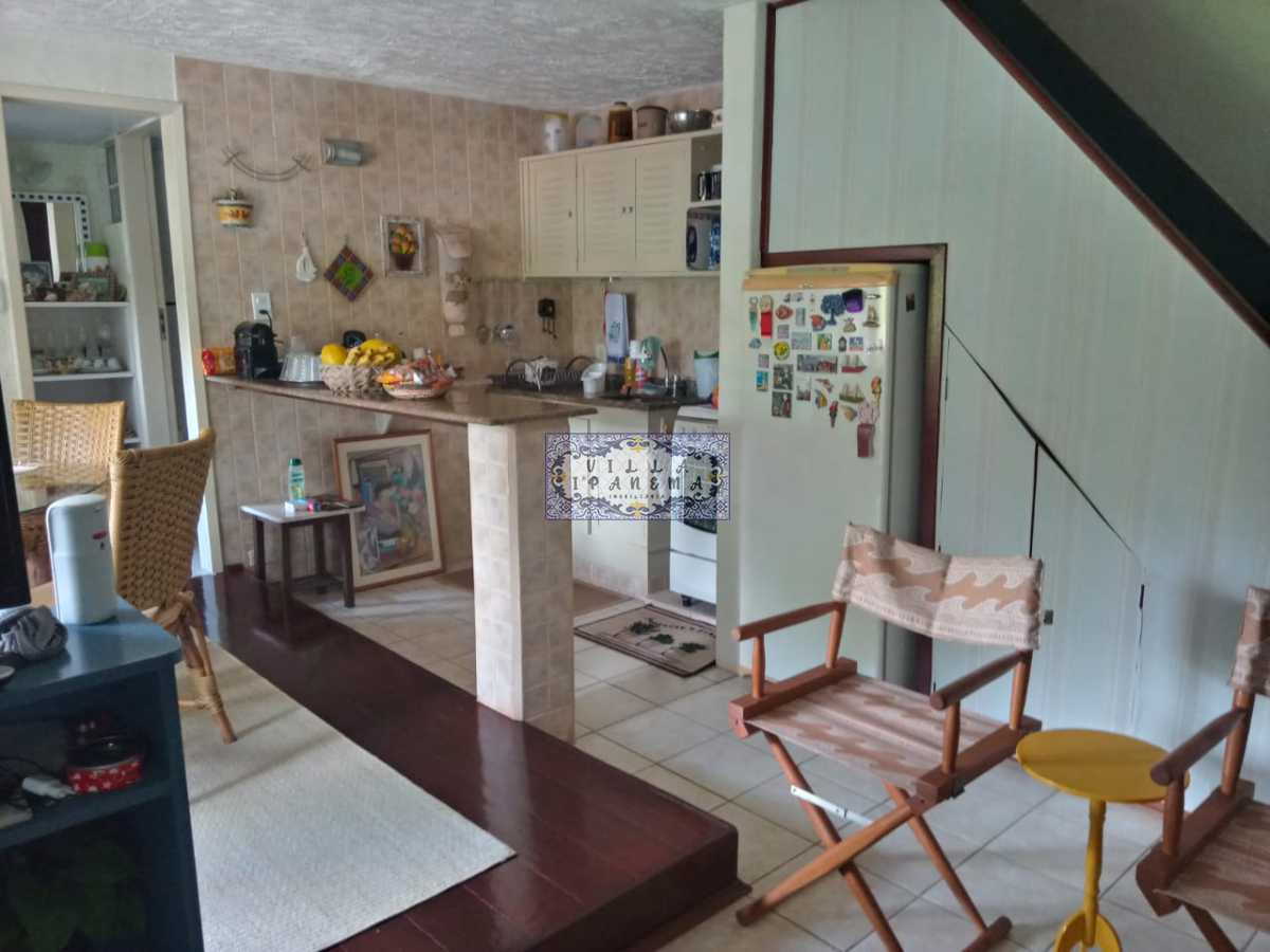 Apartamento à venda com 2 quartos, 70m² - Foto 3