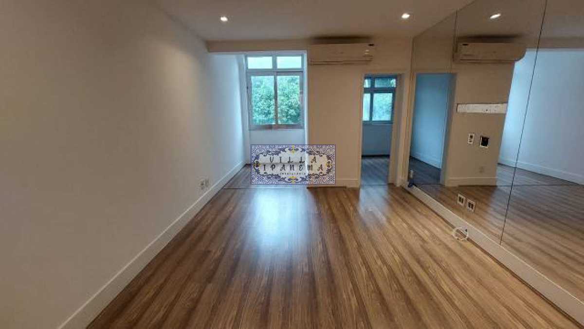 Apartamento à venda com 2 quartos, 78m² - Foto 3