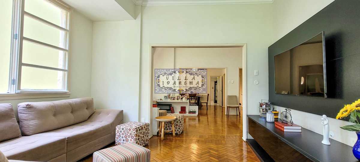 Apartamento à venda com 4 quartos, 200m² - Foto 2