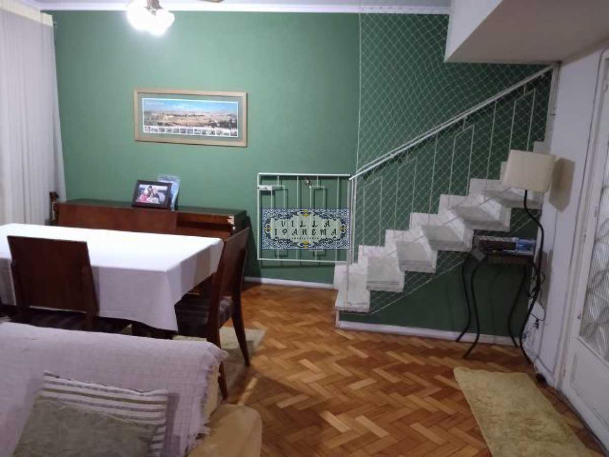 Apartamento à venda com 4 quartos, 140m² - Foto 2