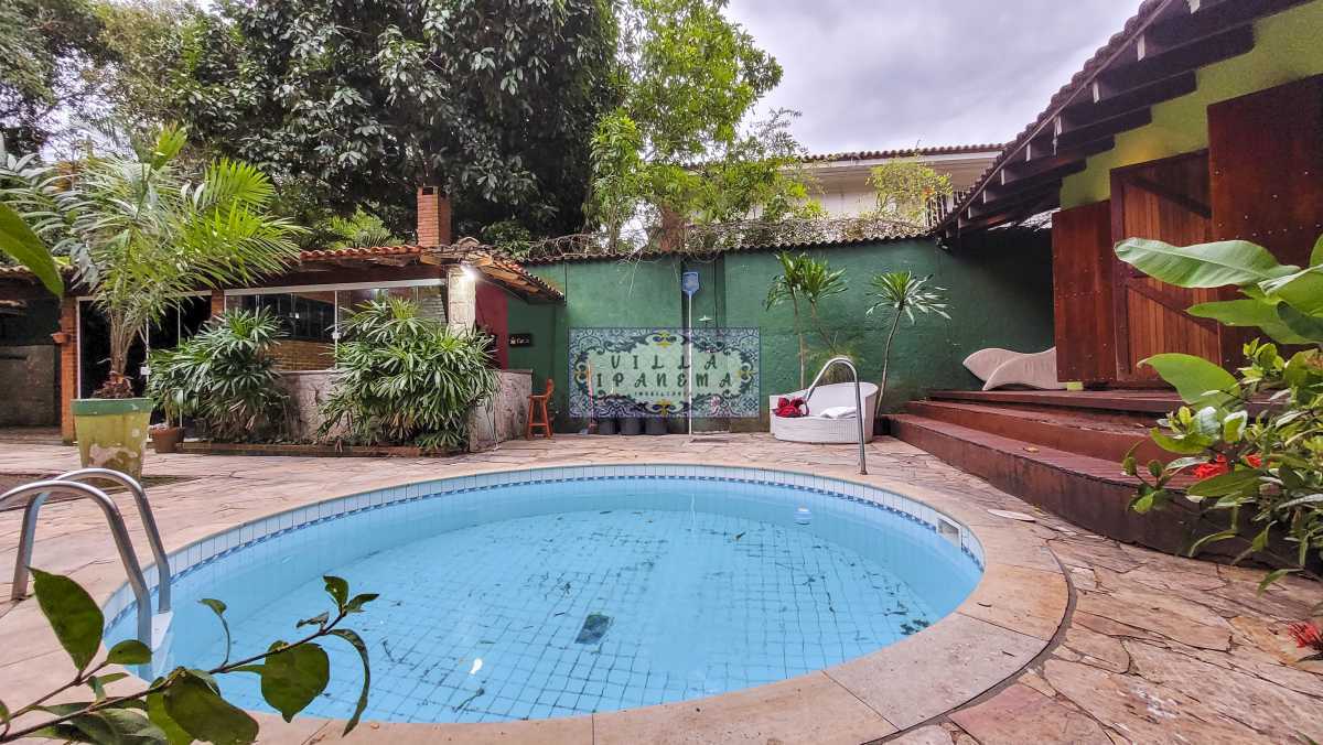 Casa à venda com 6 quartos, 500m² - Foto 4