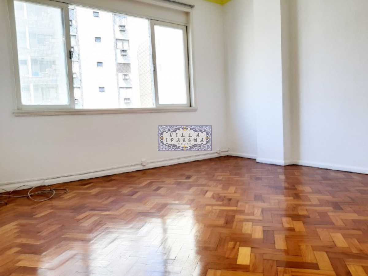 Apartamento à venda com 2 quartos, 80m² - Foto 2