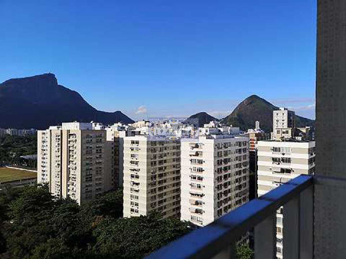 Apartamento à venda com 2 quartos, 60m² - Foto 4