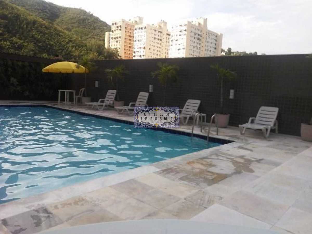 Apartamento à venda com 3 quartos, 80m² - Foto 2