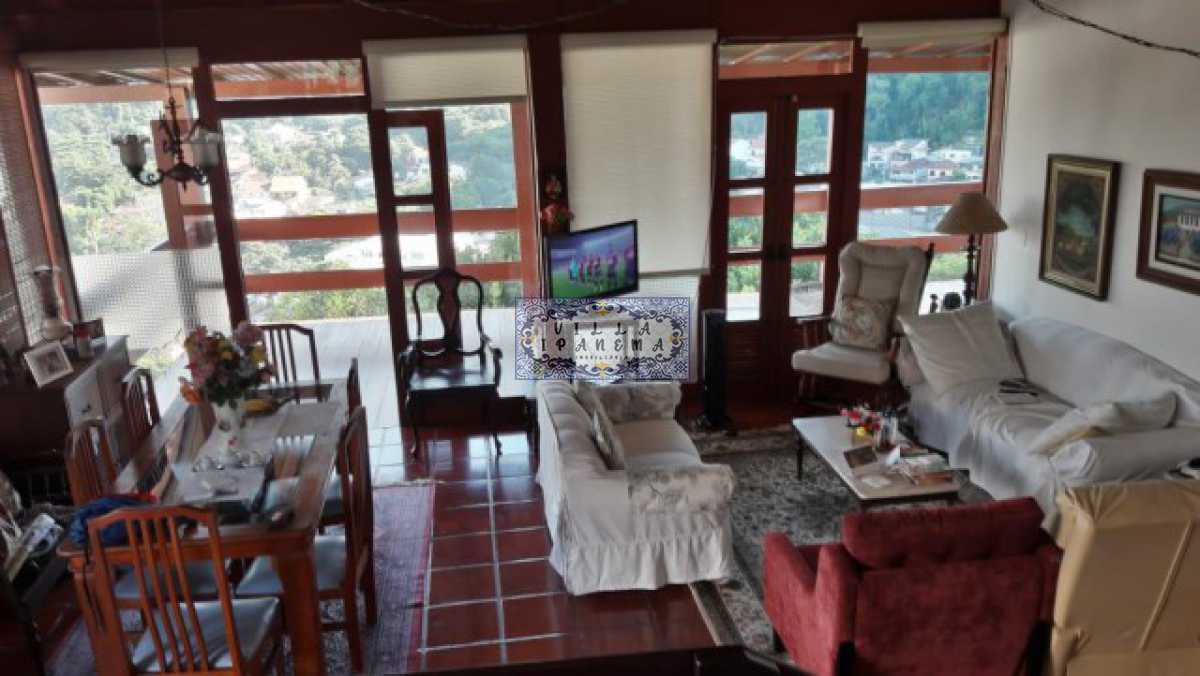 Casa de Condomínio à venda com 2 quartos, 206m² - Foto 3