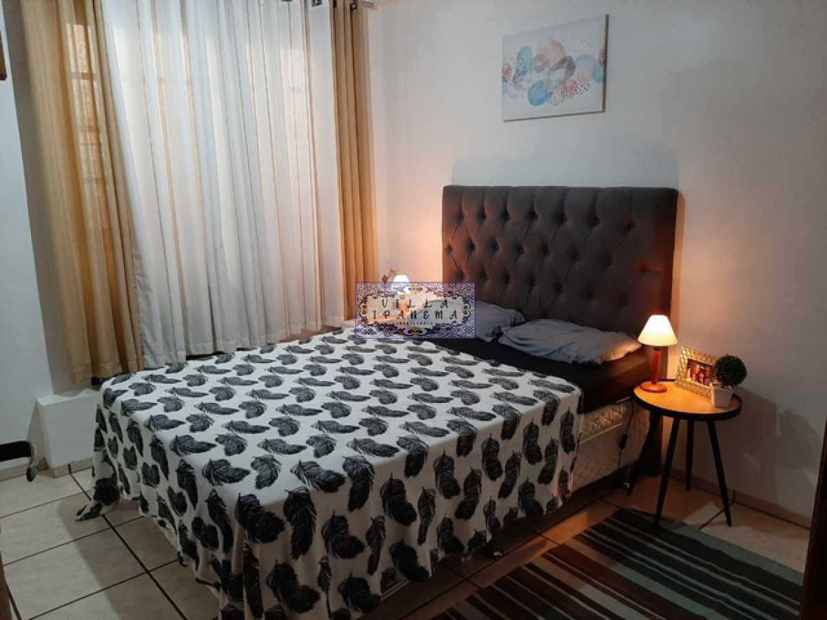 Apartamento à venda com 2 quartos, 75m² - Foto 3