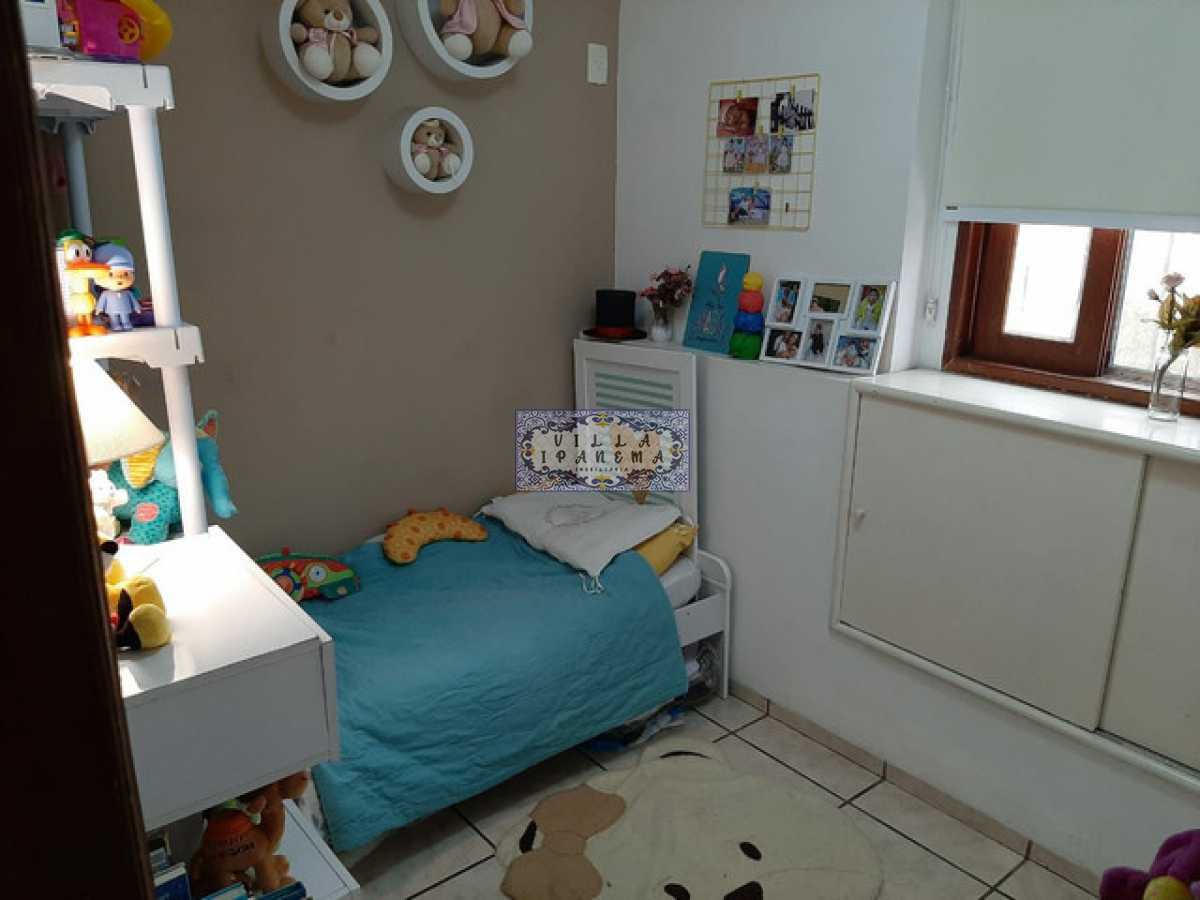 Apartamento à venda com 2 quartos, 75m² - Foto 4