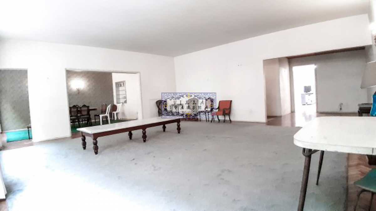 Apartamento à venda com 3 quartos, 280m² - Foto 2