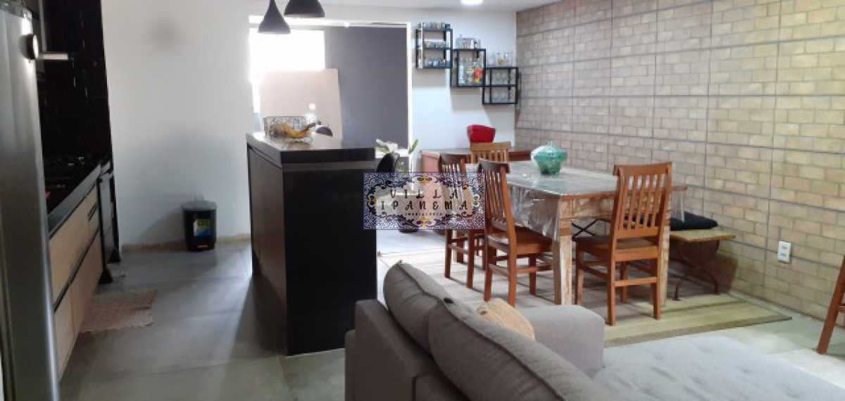 Casa à venda com 3 quartos, 115m² - Foto 2