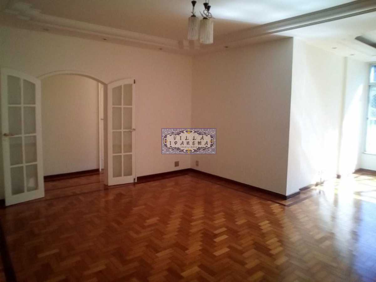 Apartamento à venda com 3 quartos, 134m² - Foto 2