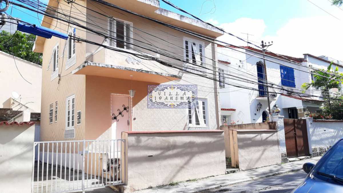 Casa Comercial à venda com 5 quartos, 250m² - Foto 1