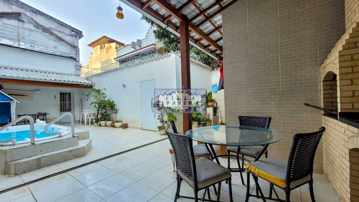 Casa de Vila à venda com 4 quartos, 300m² - Foto 5