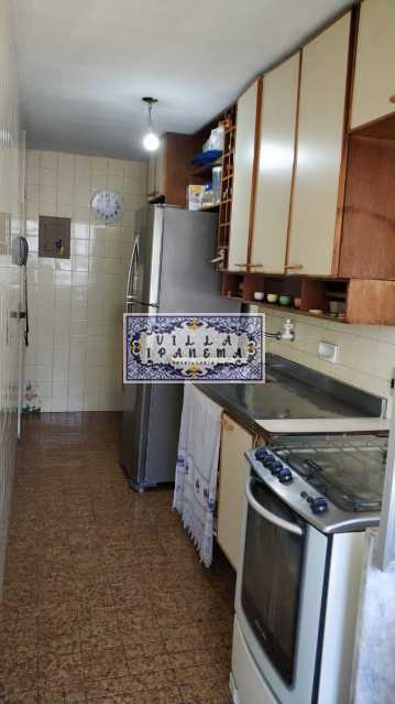 Apartamento à venda com 2 quartos, 70m² - Foto 3