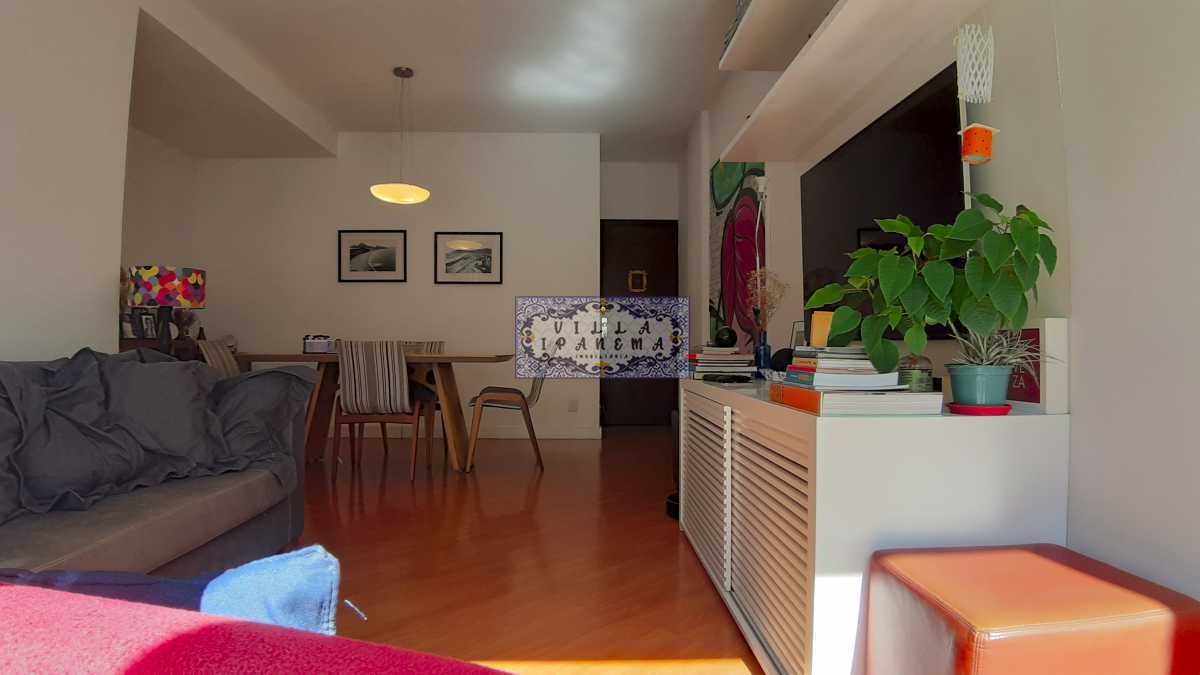 Apartamento à venda com 2 quartos, 103m² - Foto 4