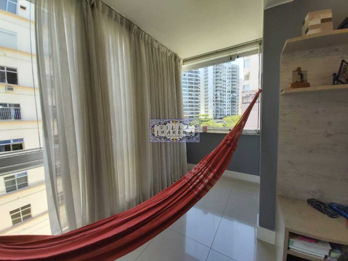 Apartamento à venda com 2 quartos, 75m² - Foto 4