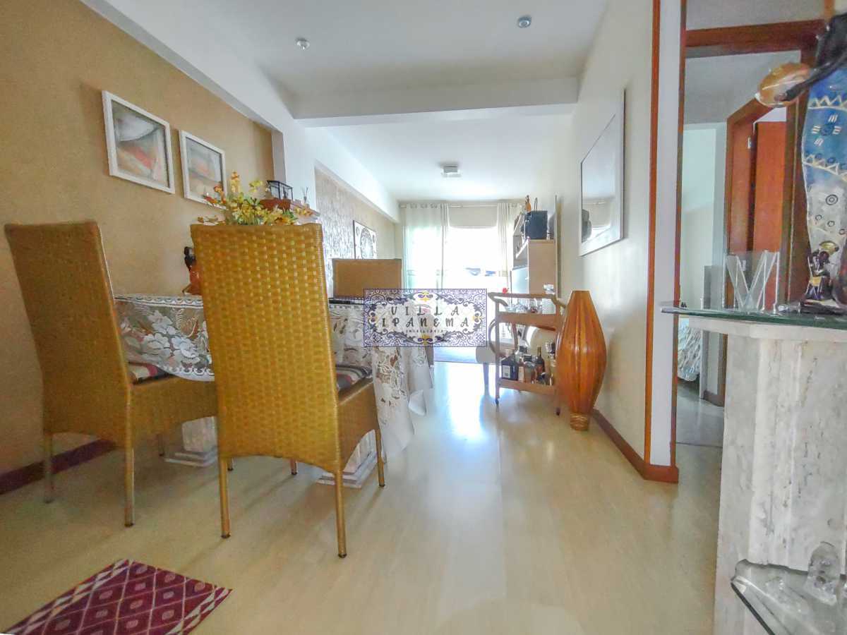 Apartamento à venda com 2 quartos, 100m² - Foto 2