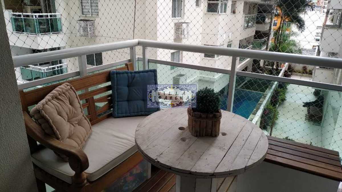 Apartamento à venda com 3 quartos, 97m² - Foto 1