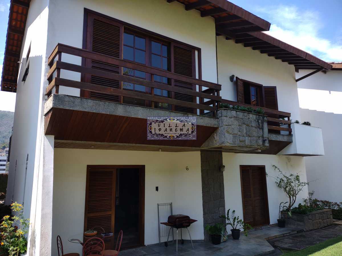 Casa de Condomínio à venda com 5 quartos, 190m² - Foto 1