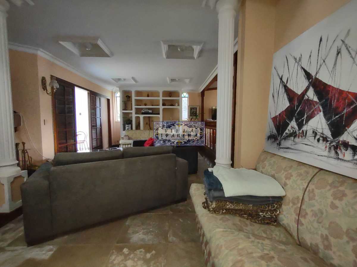 Casa de Condomínio à venda com 5 quartos, 190m² - Foto 4