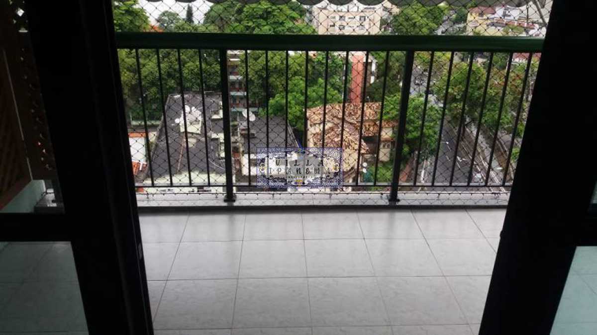 Apartamento à venda com 3 quartos, 140m² - Foto 3