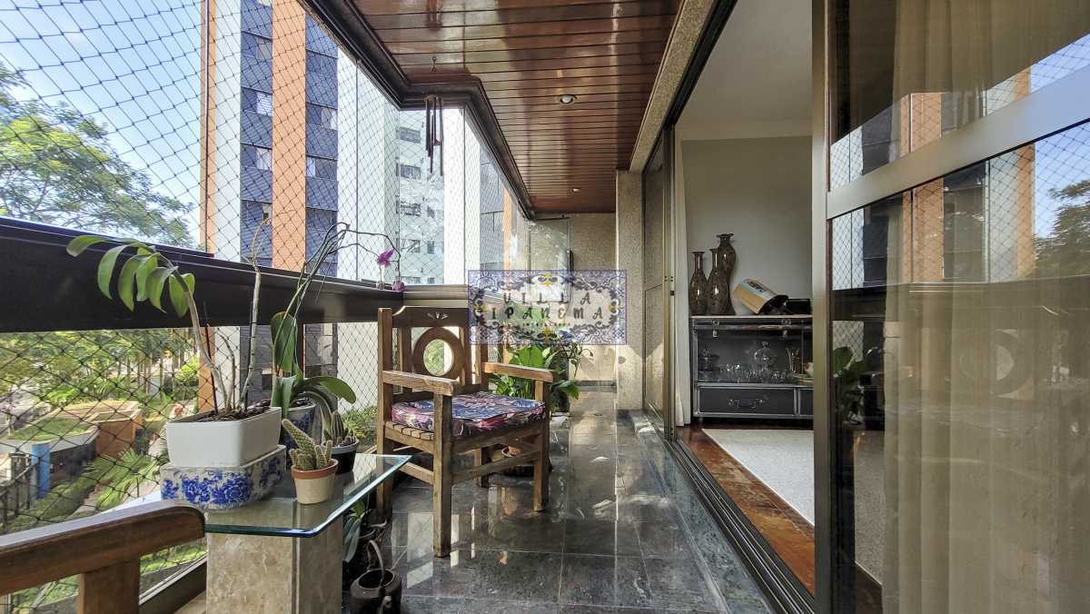 Apartamento à venda com 3 quartos, 188m² - Foto 3