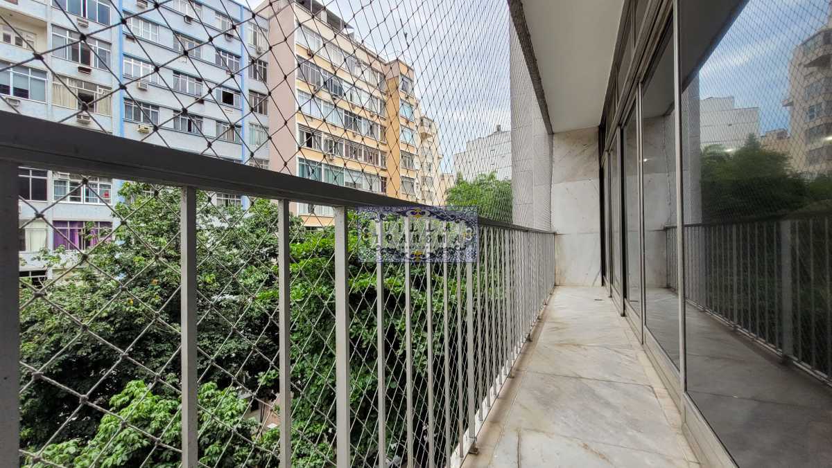 Apartamento à venda com 5 quartos, 300m² - Foto 2