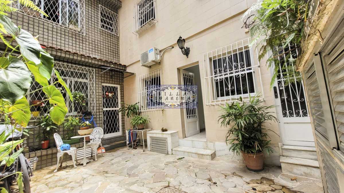 Casa de Vila à venda com 2 quartos, 55m² - Foto 1