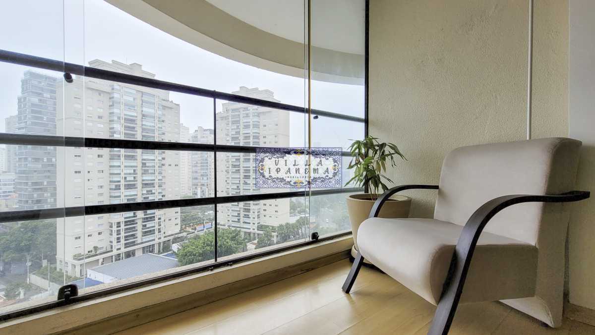 Apartamento à venda com 2 quartos, 70m² - Foto 2