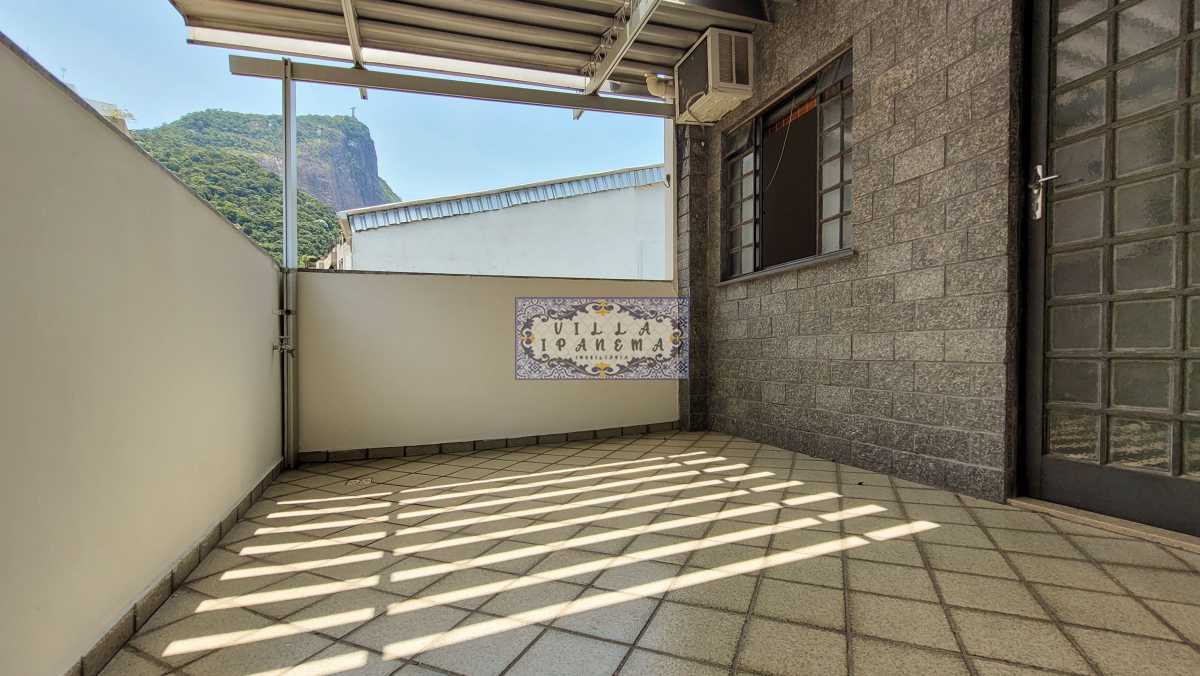 Casa de Vila à venda com 3 quartos, 143m² - Foto 1