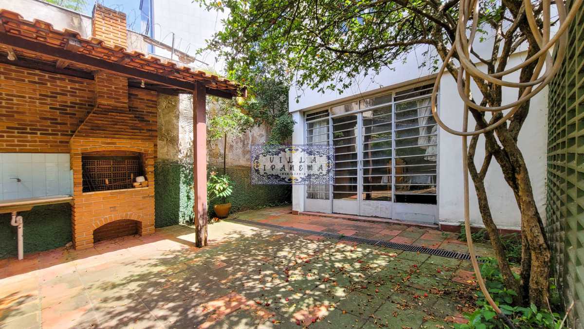 Casa à venda com 4 quartos, 272m² - Foto 4