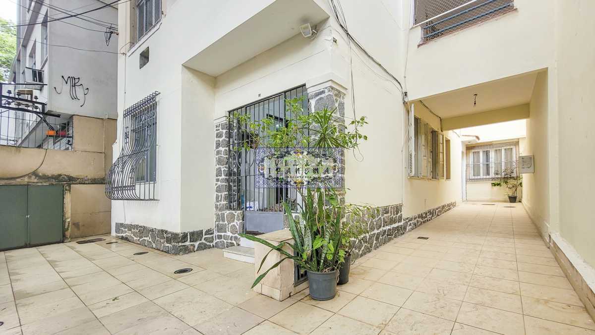 Casa à venda com 16 quartos, 520m² - Foto 2