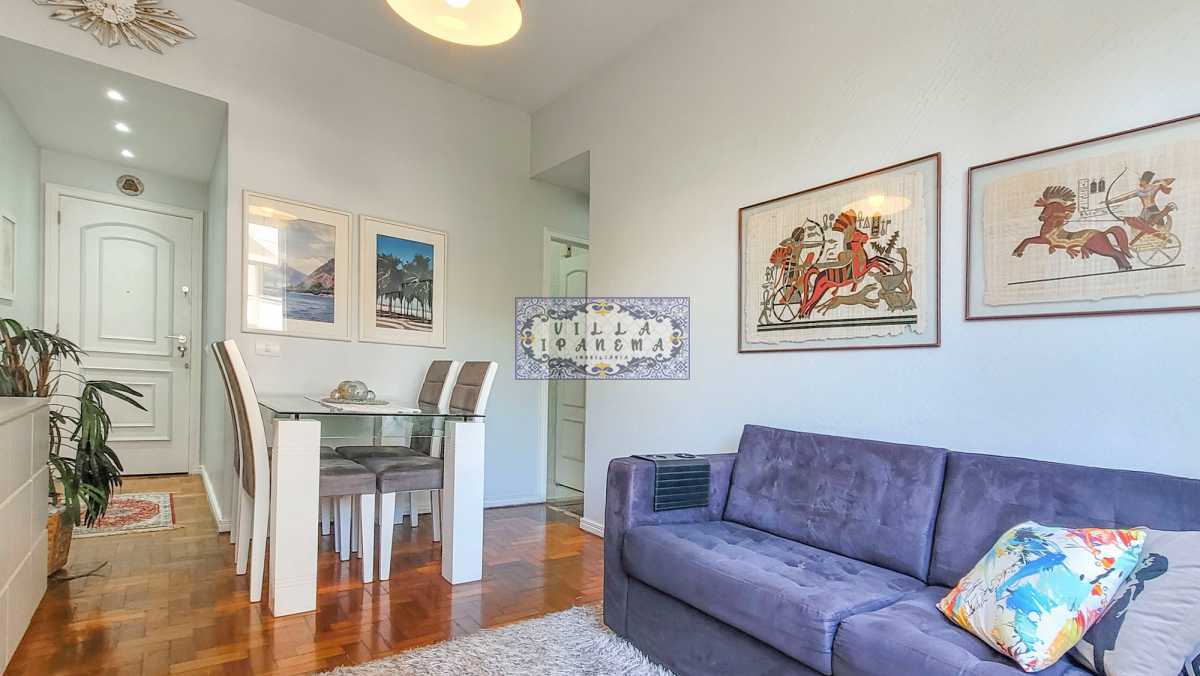 Apartamento à venda com 2 quartos, 70m² - Foto 2