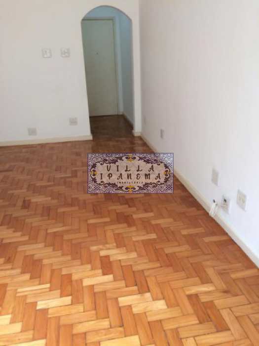 Apartamento à venda com 2 quartos, 70m² - Foto 1